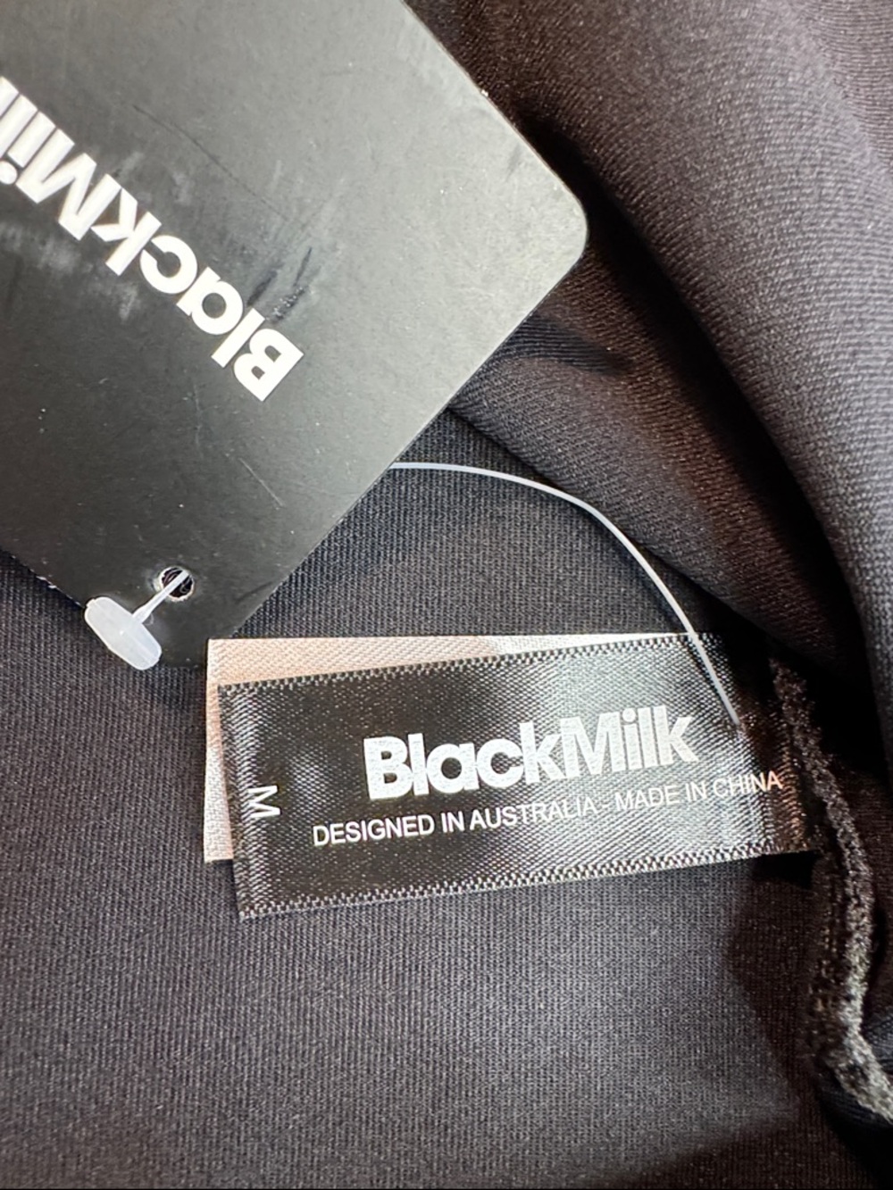 NWT Blackmilk Matte LS Peephole Top ~ LIMITED Black Size Medium - Picture 8 of 12